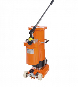 На сайте Трейдимпорт можно недорого купить Домкрат гидравлический с лапой HM-100 TOR 105102. 